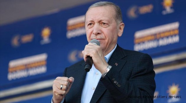 Erdoğan'dan darbe göndermesi: 'Pazar günü rövanşı alıyor muyuz?'